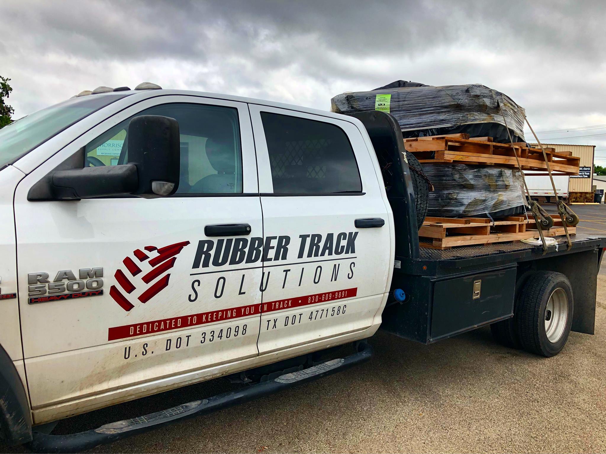 35756922_1059067544252103_6384659023706193920_n